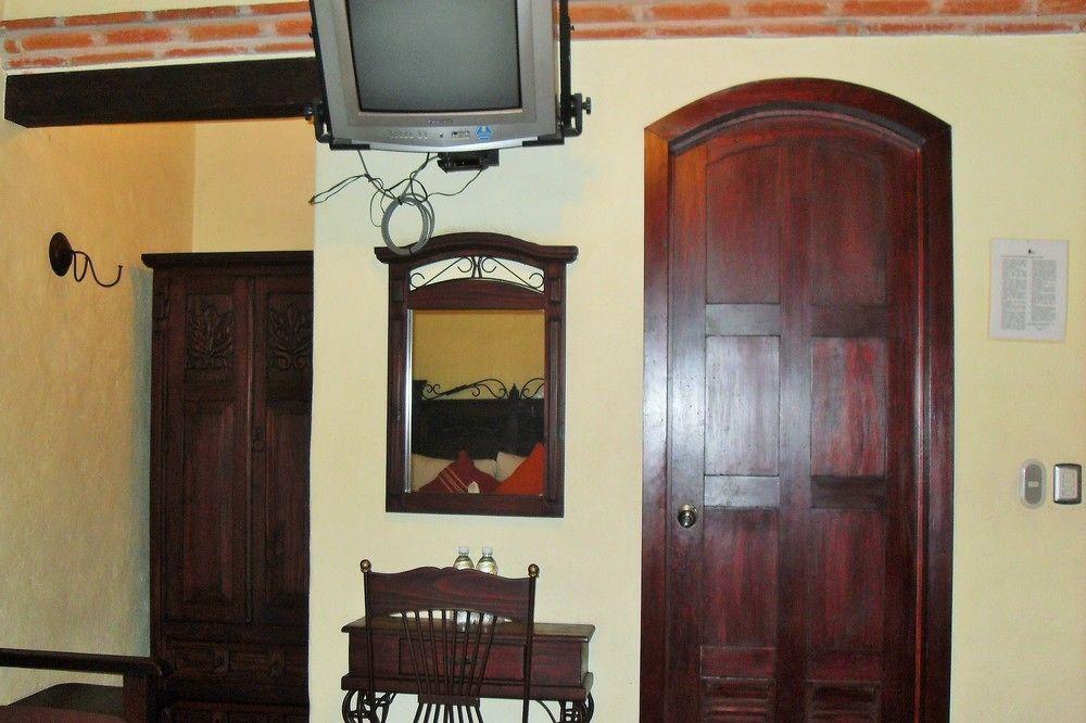 Отель Casa Del Sotano Oaxaca Экстерьер фото